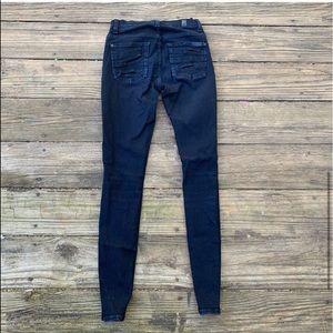 Skinny Jean with Pocket Design